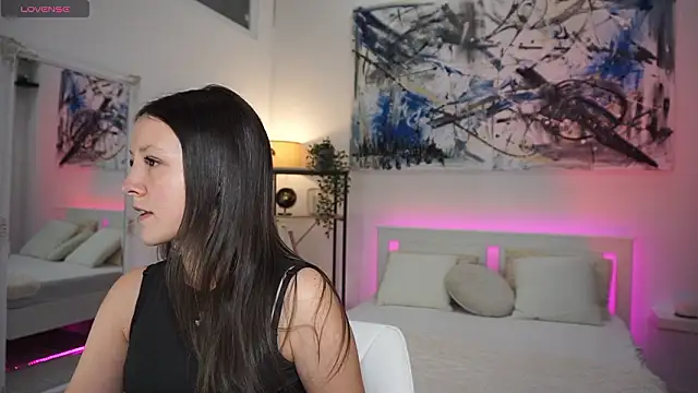 Snapshot of Miss_sindy11 chatting on February 18, 2026, 8:32 am Miss sindy11 online show from February 18, 2026, 8:32 am