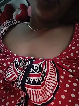 Snapshot of Hot-Tinaa chatting on July 22, 2026, 1:52 am Hot-Tinaa online show from July 22, 2026, 1:52 am