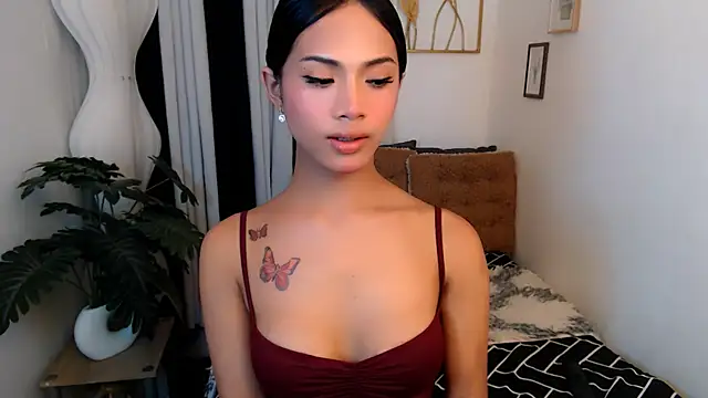 Snapshot of PrettyChloe_Ts chatting on June 14, 2026, 3:58 pm PrettyChloe Ts online show from June 14, 2026, 3:58 pm