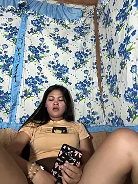 PinaySkinnyJust18 online show from April 21, 2026, 10:34 pm