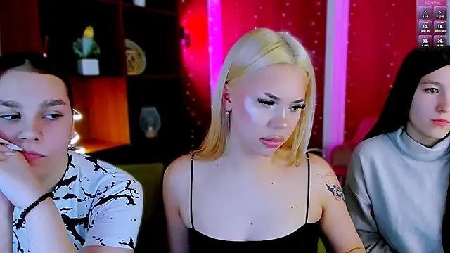 Snapshot of alexa_bonni chatting on February 26, 2026, 6:45 am alexa bonni online show from February 26, 2026, 6:45 am