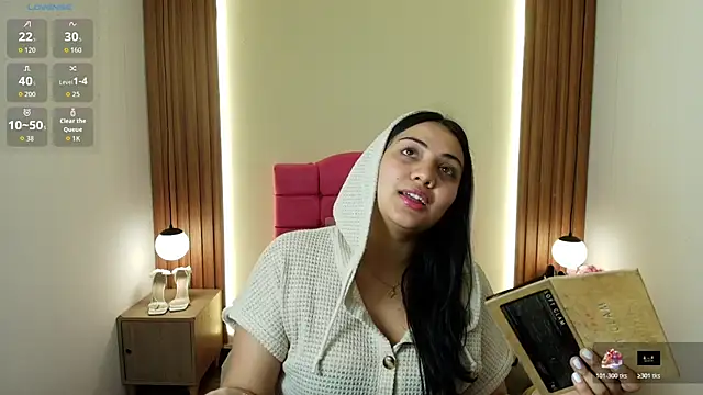 IvonneRoss  online show from March 27, 2026, 12:05 pm