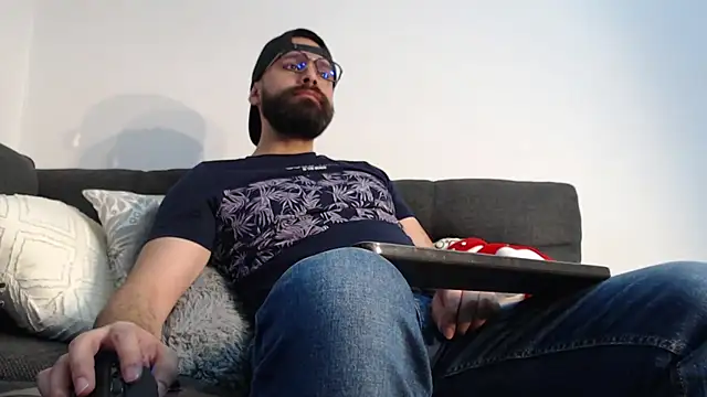 SpermsBank online show from January 5, 2026, 10:24 pm