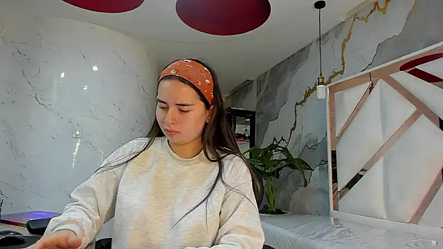 Snapshot of Qetsyah_tf chatting on February 2, 2026, 1:32 pm Qetsyah tf online show from February 2, 2026, 1:32 pm