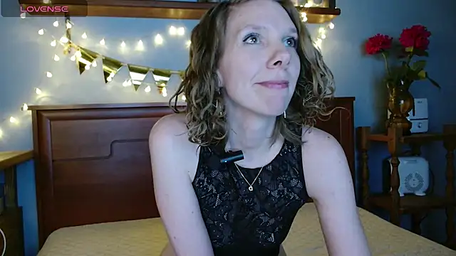 Snapshot of Daisy_Lovely chatting on February 26, 2026, 6:23 am Daisy Lovely online show from February 26, 2026, 6:23 am