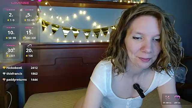 Snapshot of Daisy_Lovely chatting on March 11, 2026, 4:18 am Daisy Lovely online show from March 11, 2026, 4:18 am