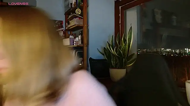 Snapshot of Daisy_Lovely chatting on March 21, 2026, 5:05 pm Daisy Lovely online show from March 21, 2026, 5:05 pm