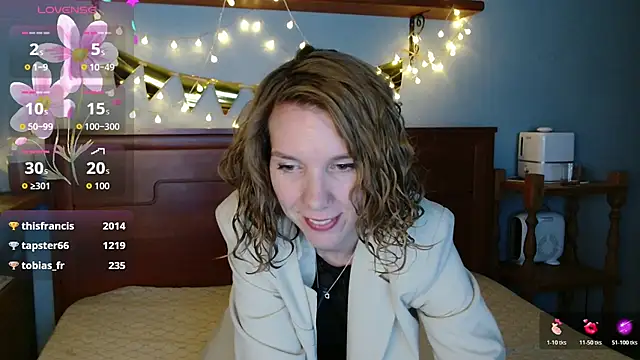 Snapshot of Daisy_Lovely chatting on April 8, 2026, 4:23 am Daisy Lovely online show from April 8, 2026, 4:23 am