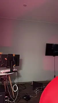 Nika sexxx online show from February 5, 2026, 4:00 pm