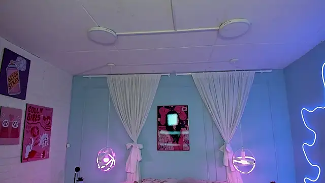 Snapshot of naomi_campell chatting on March 12, 2026, 7:42 pm naomi campell online show from March 12, 2026, 7:42 pm