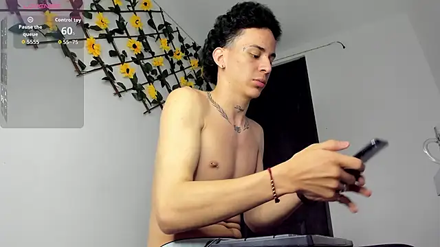 Maxxx bigcockx online show from May 21, 2026, 3:02 am
