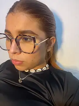 Snapshot of baddieasiantv chatting on February 3, 2026, 2:53 am baddieasiantv online show from February 3, 2026, 2:53 am