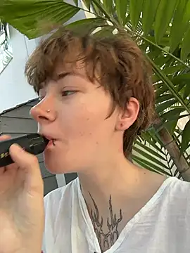 IceMur online show from March 19, 2026, 2:26 am