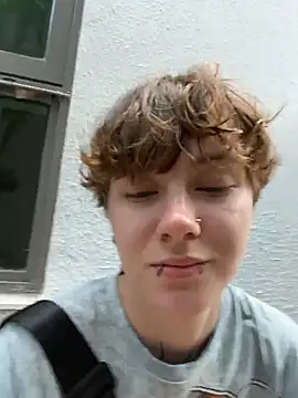 IceMur online show from April 9, 2026, 2:22 am