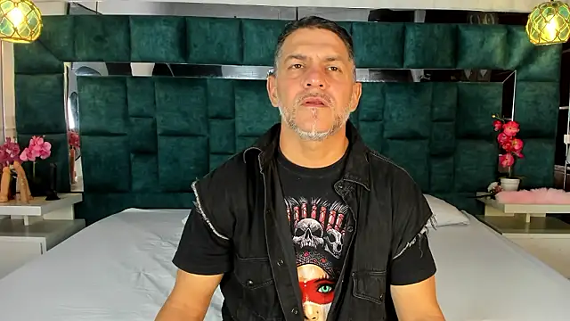 ViceSweet online show from February 2, 2026, 5:06 am