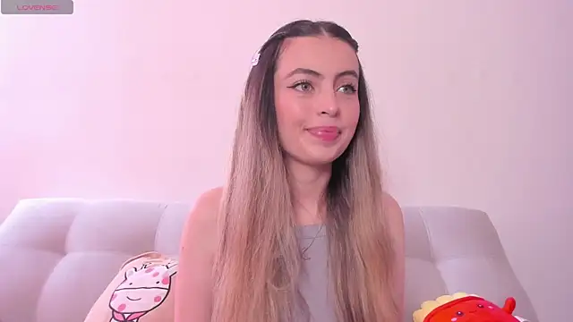 Snapshot of Fernanda_aaaa chatting on July 3, 2026, 4:02 pm Fernanda aaaa online show from July 3, 2026, 4:02 pm