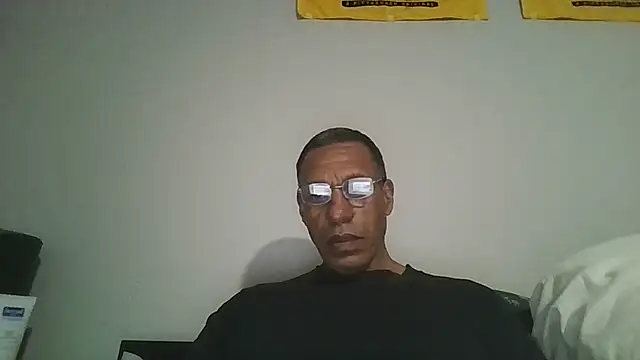 Snapshot of swimmer2496 chatting on April 8, 2026, 6:02 am swimmer2496 online show from April 8, 2026, 6:02 am