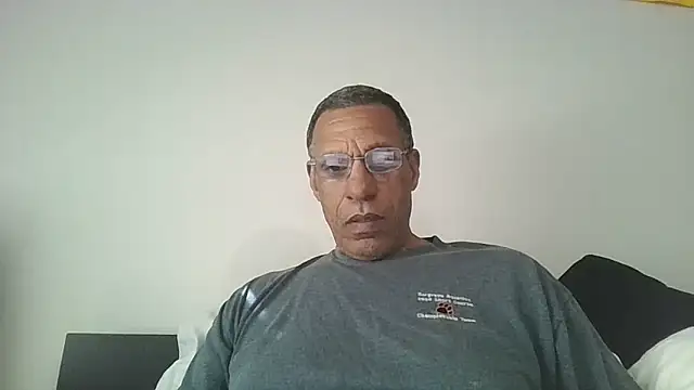 Snapshot of swimmer2496 chatting on April 8, 2026, 7:58 pm swimmer2496 online show from April 8, 2026, 7:58 pm