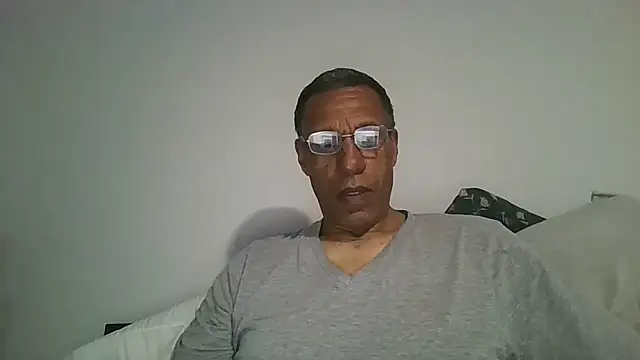 Snapshot of swimmer2496 chatting on April 15, 2026, 2:40 am swimmer2496 online show from April 15, 2026, 2:40 am