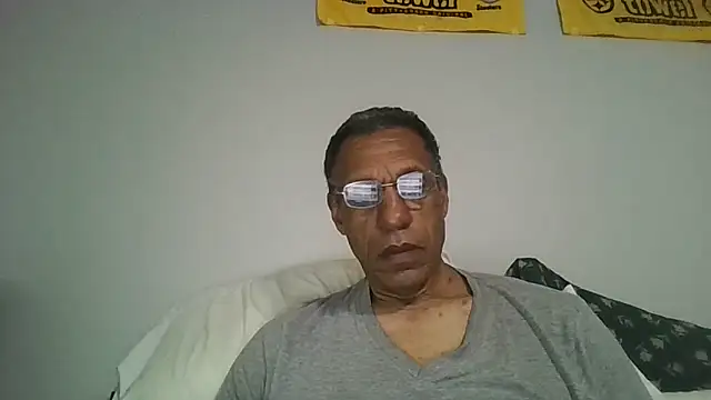 Snapshot of swimmer2496 chatting on May 3, 2026, 11:38 am swimmer2496 online show from May 3, 2026, 11:38 am