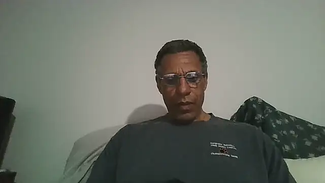 Snapshot of swimmer2496 chatting on May 11, 2026, 1:33 am swimmer2496 online show from May 11, 2026, 1:33 am