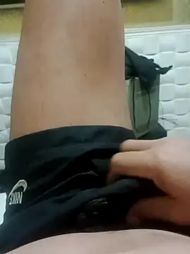 valrj online show from February 20, 2026, 2:41 am