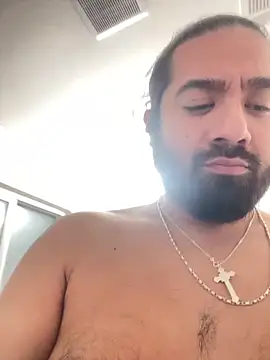 latinflarovs online show from February 1, 2026, 10:47 am