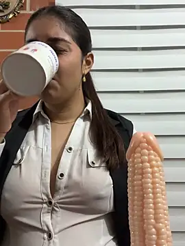 A-uroora online show from March 28, 2026, 8:47 am