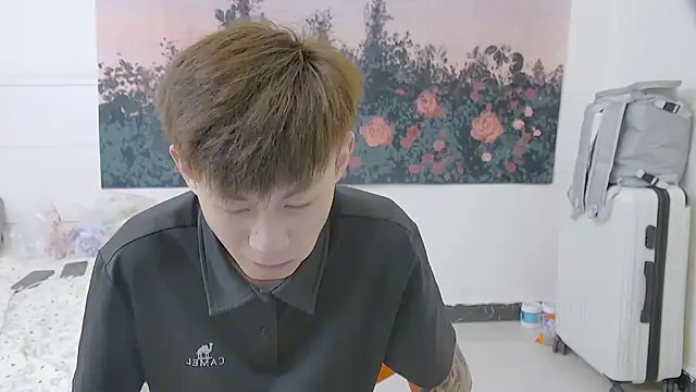 Snapshot of paofu-001 chatting on July 6, 2026, 12:35 pm paofu-001 online show from July 6, 2026, 12:35 pm