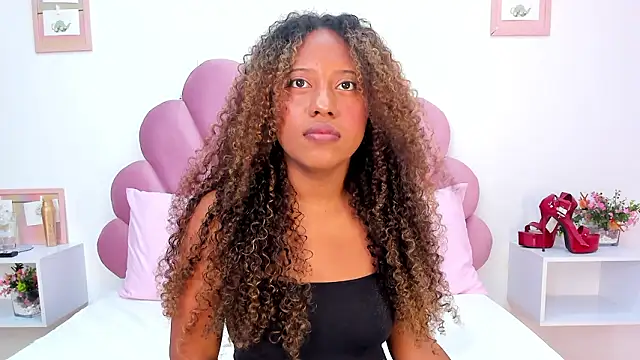 Ms zozi  online show from February 2, 2026, 1:32 pm