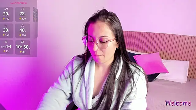 Abby pink1 online show from February 6, 2026, 3:55 am