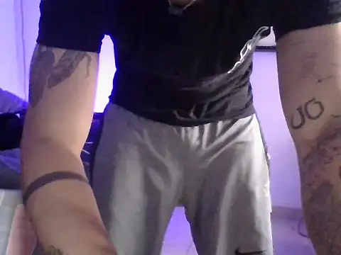 MRdxxx444 online show from April 11, 2026, 5:06 pm