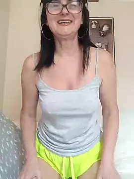 AliceSwan57 online show from June 17, 2026, 6:16 am
