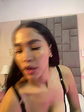 Snapshot of JuliaaVega chatting on February 10, 2026, 2:10 pm JuliaaVega online show from February 10, 2026, 2:10 pm