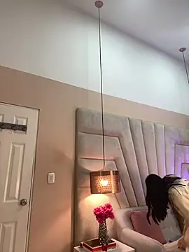 Snapshot of JuliaaVega chatting on February 25, 2026, 12:15 pm JuliaaVega online show from February 25, 2026, 12:15 pm