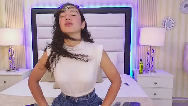 RoxanaAngel online show from March 2, 2026, 2:24 pm