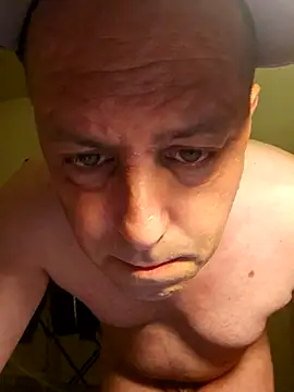 Snapshot of Martin_dick78 chatting on May 7, 2026, 9:31 pm Martin dick78 online show from May 7, 2026, 9:31 pm