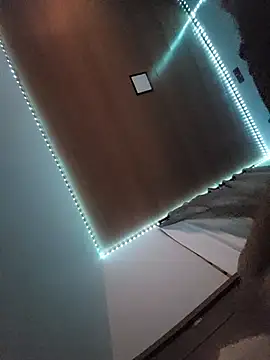 Snapshot of k_k chatting on February 10, 2026, 3:32 am k k online show from February 10, 2026, 3:32 am