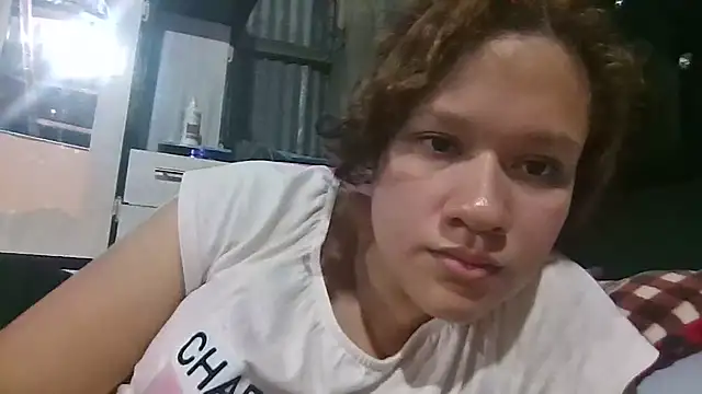 Jessy2000NS online show from February 21, 2026, 12:00 am