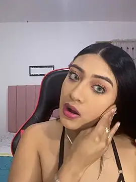 Snapshot of GabrielaZuluaga chatting on February 7, 2026, 5:11 am GabrielaZuluaga online show from February 7, 2026, 5:11 am