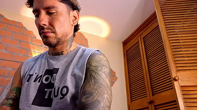 mister eithan online show from February 2, 2026, 2:21 am