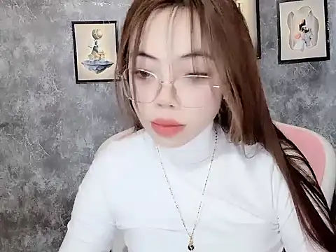 Snapshot of Suki_99 chatting on February 5, 2026, 9:25 am Suki 99 online show from February 5, 2026, 9:25 am