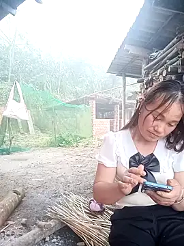 cutebobi online show from March 15, 2026, 10:32 am