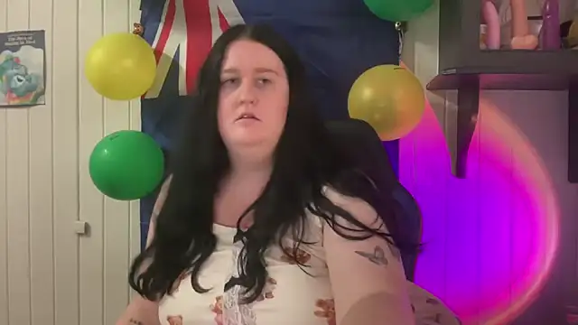 xopeachybaby online show from July 1, 2026, 10:53 pm