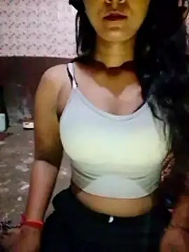 Ayesha Khan1 online show from April 7, 2026, 12:33 am