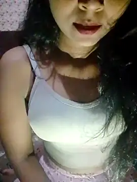 Ayesha Khan1 online show from April 12, 2026, 11:37 am