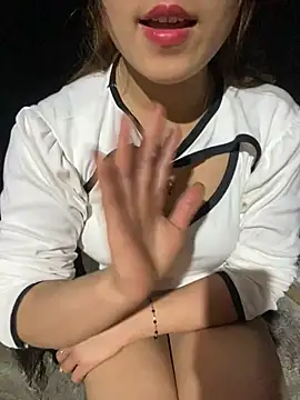 Lonasex99 online show from February 13, 2026, 12:56 pm