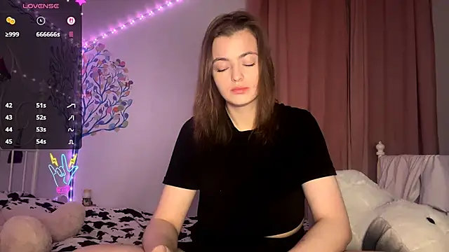 MistressBabe online show from April 9, 2026, 5:51 pm