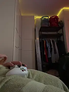 Snapshot of Lucassmart54 chatting on March 16, 2026, 12:06 am Lucassmart54 online show from March 16, 2026, 12:06 am