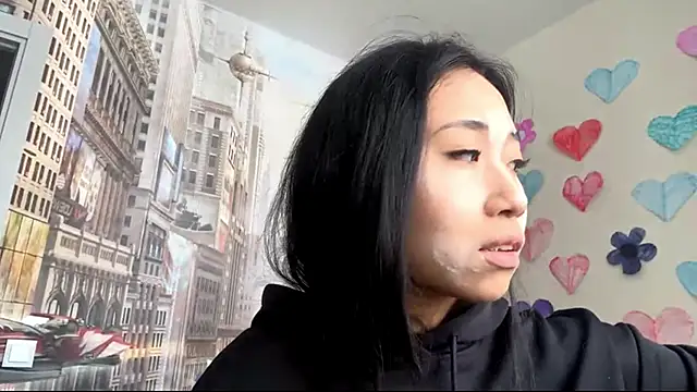 SweetMiaXO online show from March 13, 2026, 3:57 am